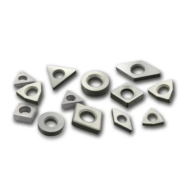 Инструментальные накладки из сплава для токарных резцов типа P